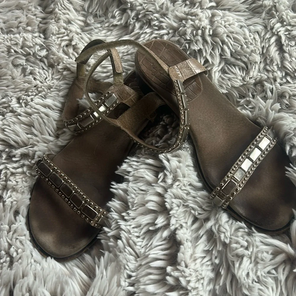 Calleen Cordero sandals - Picture 1 of 9